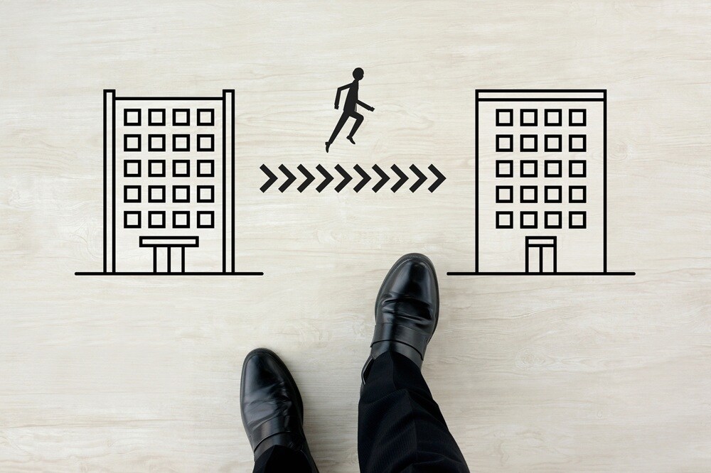 転職回数は何回までOK？多いと判断される回数や不利にならないためのコツを解説